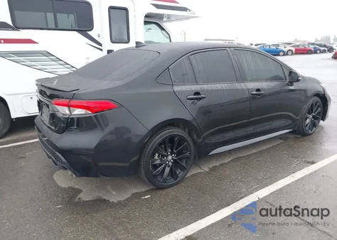 2021 Toyota Corolla Se Nightshade Edition z USA, uszkodzony, nr VIN 5YFS4MCEXMP074565